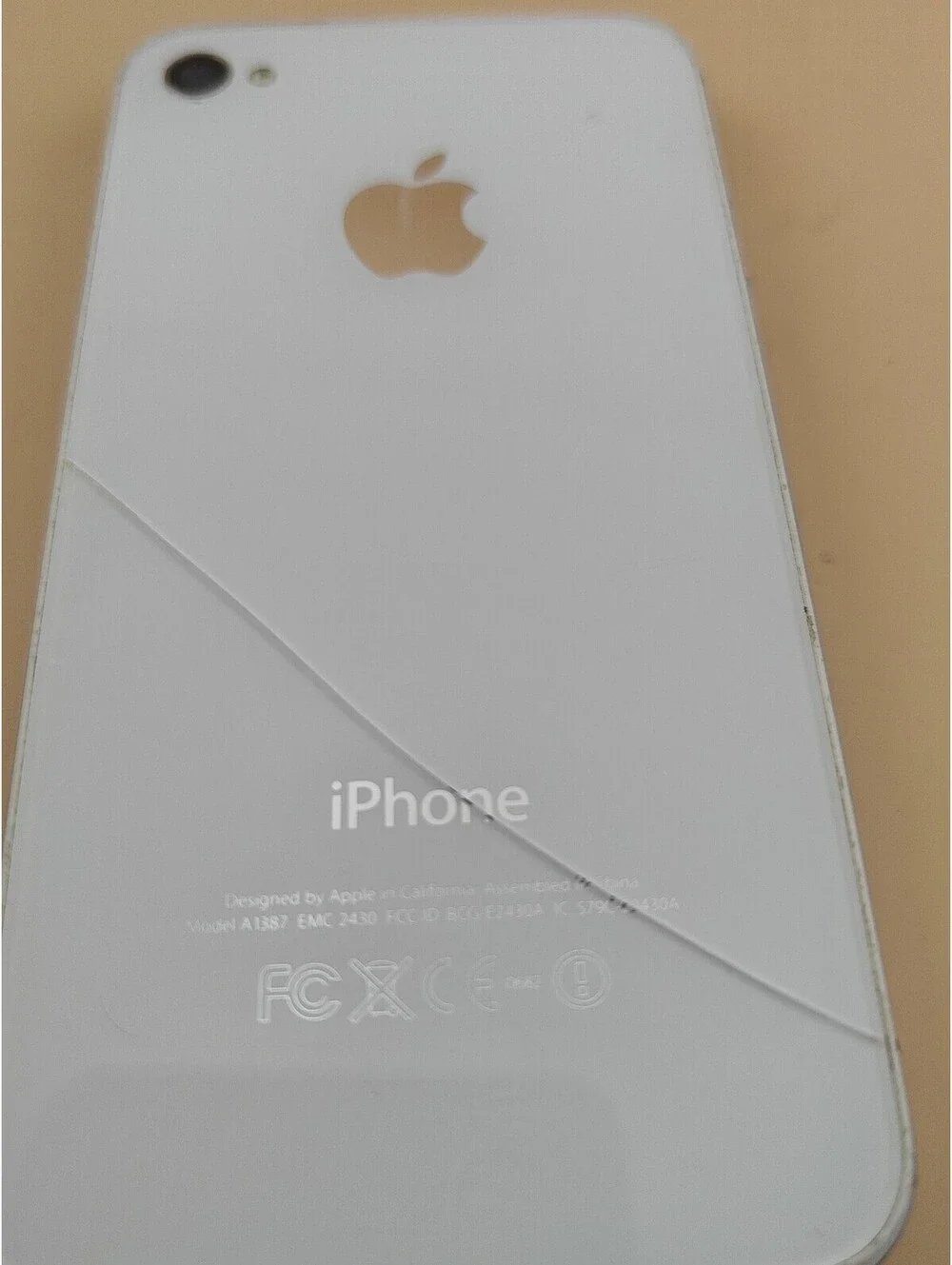 Apple iPhone 4S A1387 CDMA White Slight Crack Untested Parts/Repair As-Is